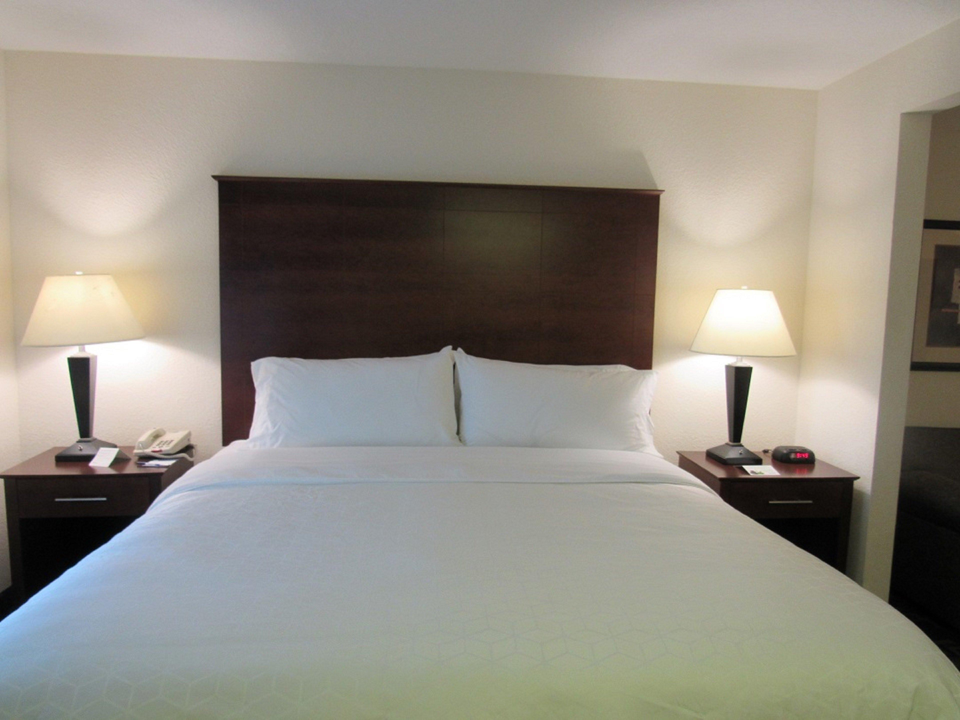 Holiday Inn Express & Suites Pembroke Pines-Sheridan St By Ihg Exterior photo